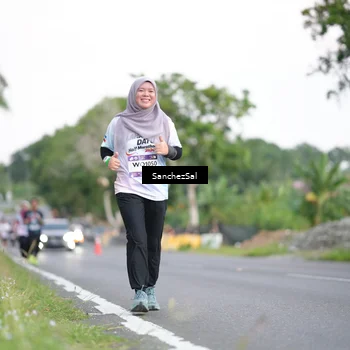Runner Photo 7698339
