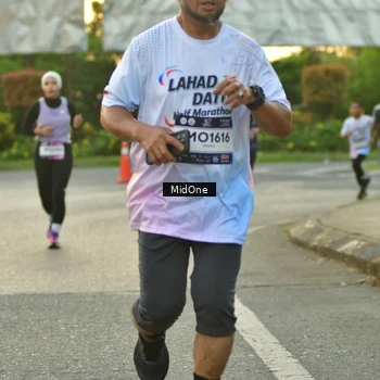 Runner Photo 7698340