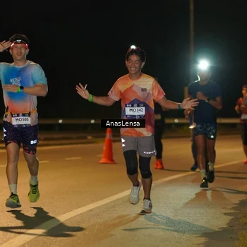 Runner Photo 7698342