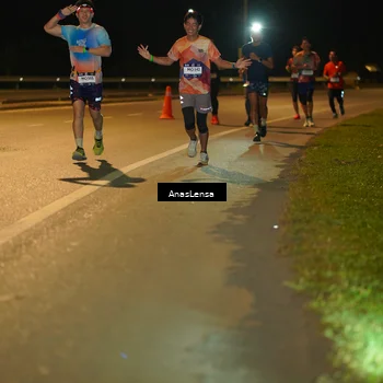 Runner Photo 7698343