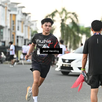 Runner Photo 7698347