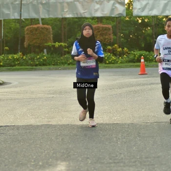 Runner Photo 7698350