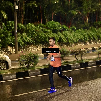 Runner Photo 7698351