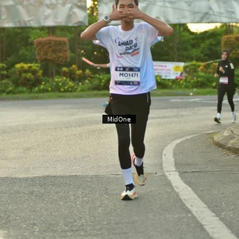 Runner Photo 7698352