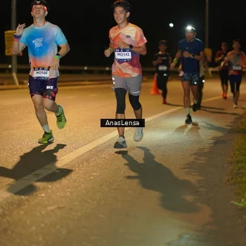Runner Photo 7698357