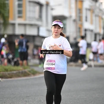 Runner Photo 7698360