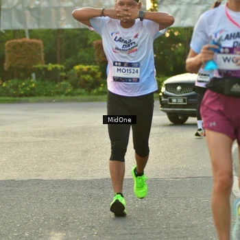 Runner Photo 7698363