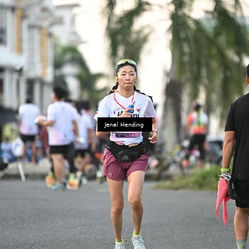Runner Photo 7698364
