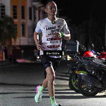 Runner Photo 7698366