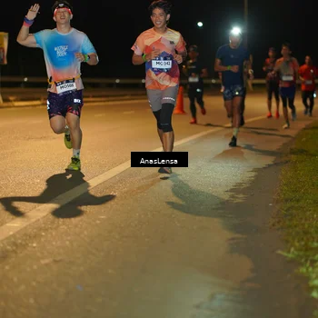 Runner Photo 7698373