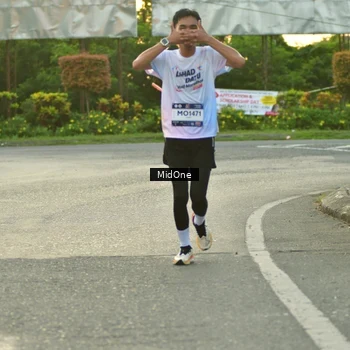 Runner Photo 7698387