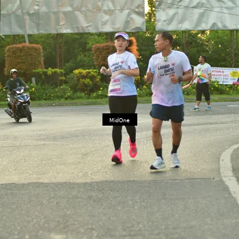 Runner Photo 7698393