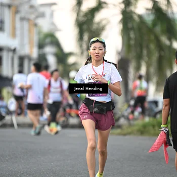 Runner Photo 7698398