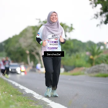 Runner Photo 7698405