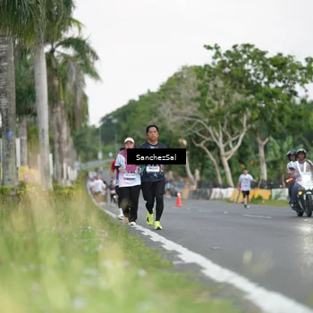 Runner Photo 7698420