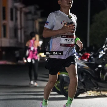 Runner Photo 7698425
