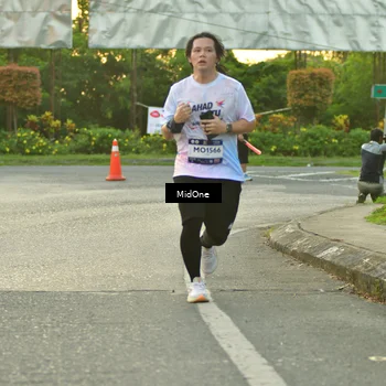 Runner Photo 7698429