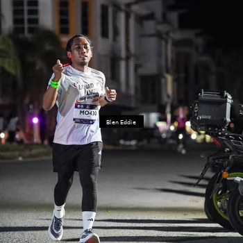 Runner Photo 7698442
