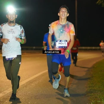 Runner Photo 7698447
