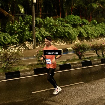 Runner Photo 7698449