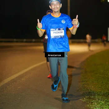 Runner Photo 7698463
