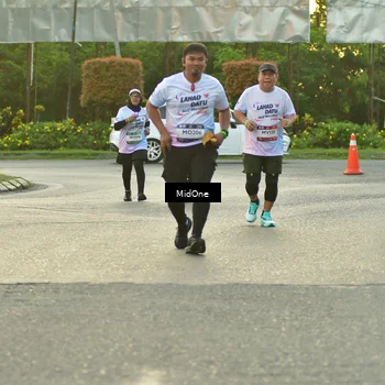 Runner Photo 7698478