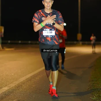 Runner Photo 7698483