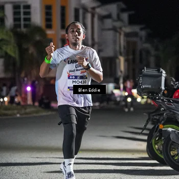 Runner Photo 7698497
