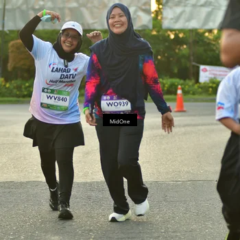 Runner Photo 7698504