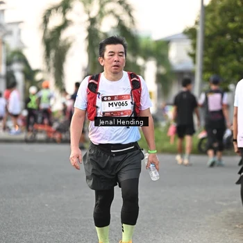 Runner Photo 7698515