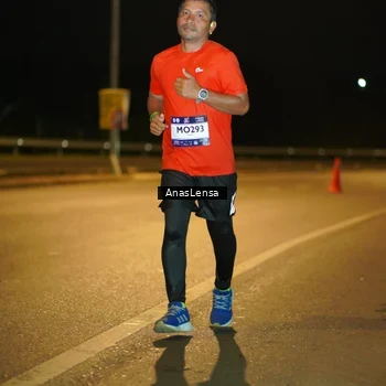 Runner Photo 7698530