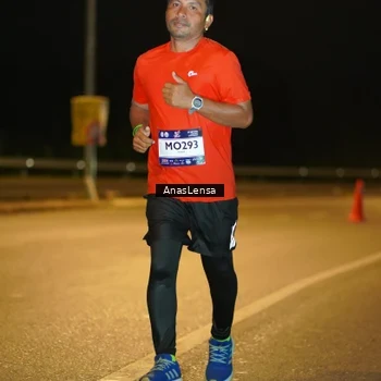 Runner Photo 7698535