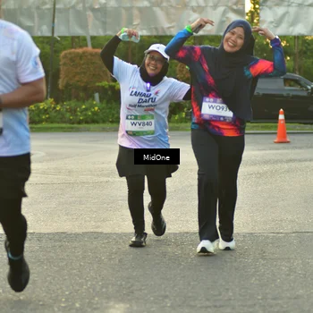 Runner Photo 7698536