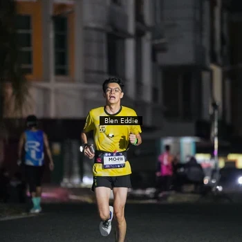 Runner Photo 7698549