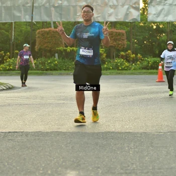 Runner Photo 7698571