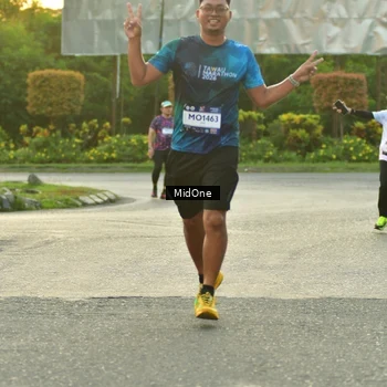 Runner Photo 7698581