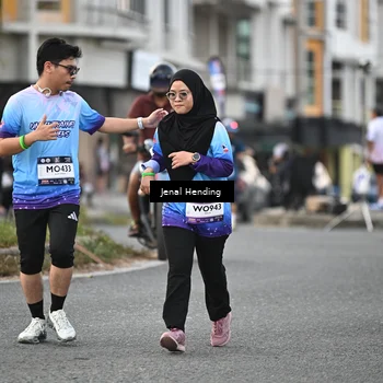 Runner Photo 7698592