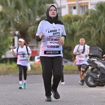 Runner Photo 7698593