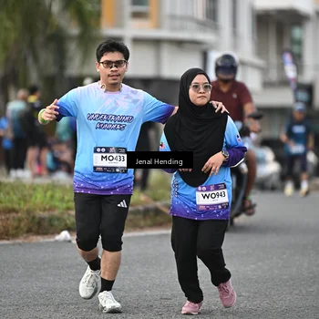 Runner Photo 7698599