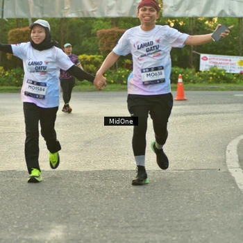 Runner Photo 7698603