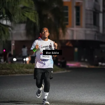 Runner Photo 7698607