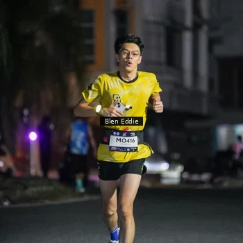 Runner Photo 7698613