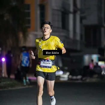 Runner Photo 7698627