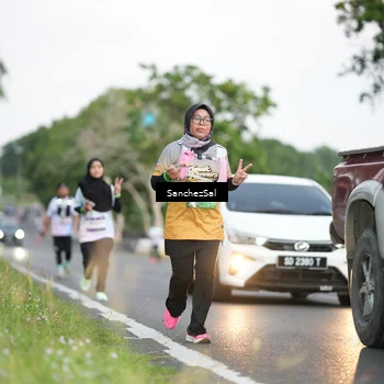 Runner Photo 7698629