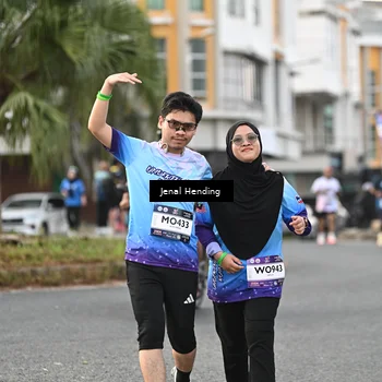 Runner Photo 7698632