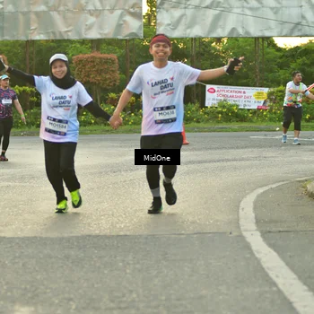 Runner Photo 7698633