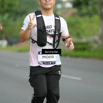 Runner Photo 7698638