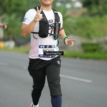 Runner Photo 7698639