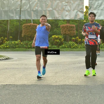 Runner Photo 7698647