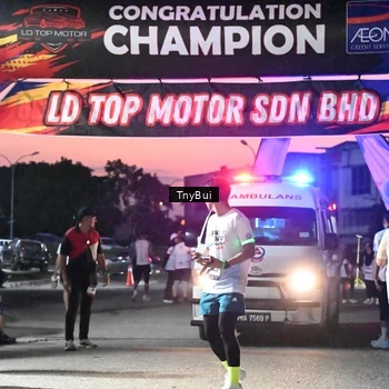 Runner Photo 7698653